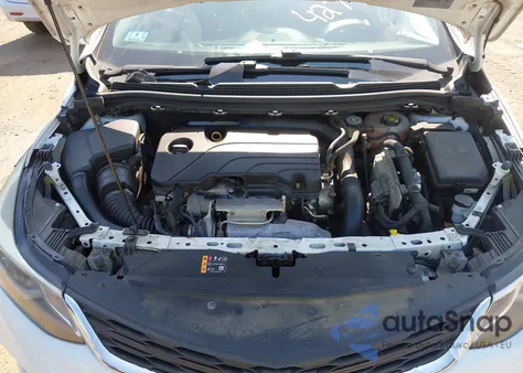 2018 Chevrolet Cruze Lt Auto z USA, uszkodzony, nr VIN 1G1BE5SM0J7103640